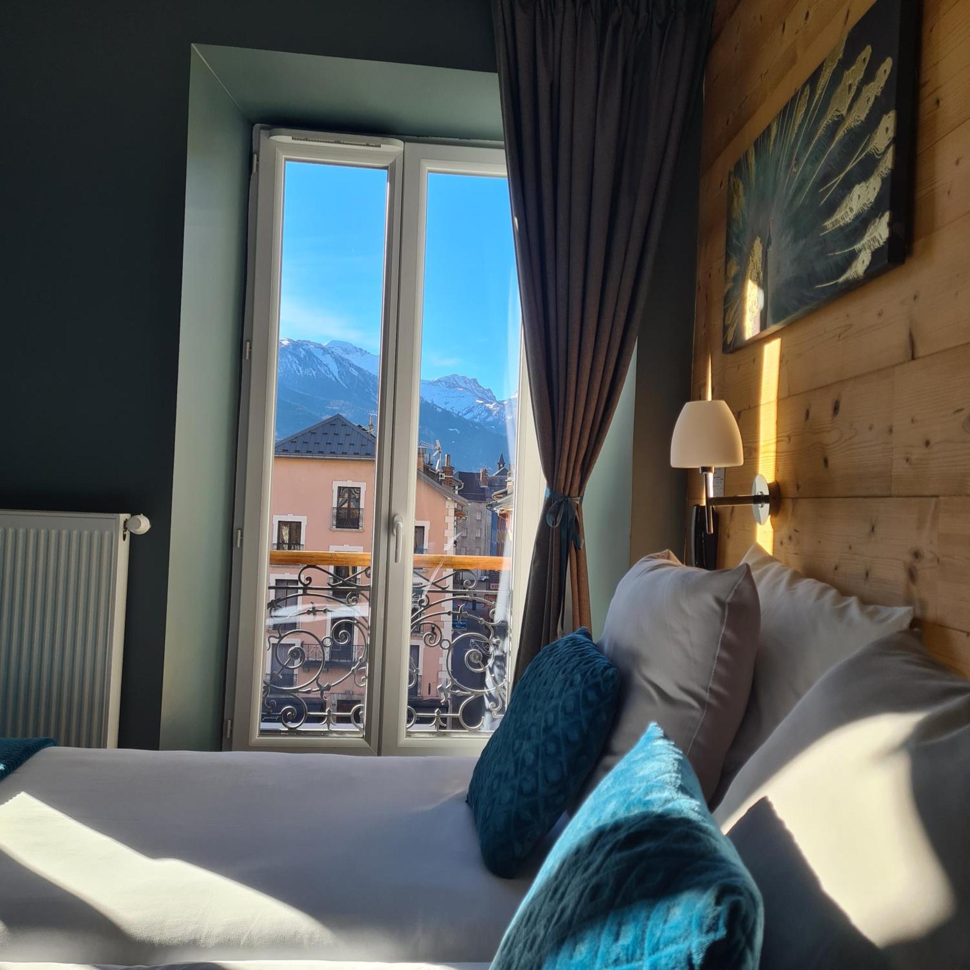 Le Grand Hotel Barcelonnette Exterior photo